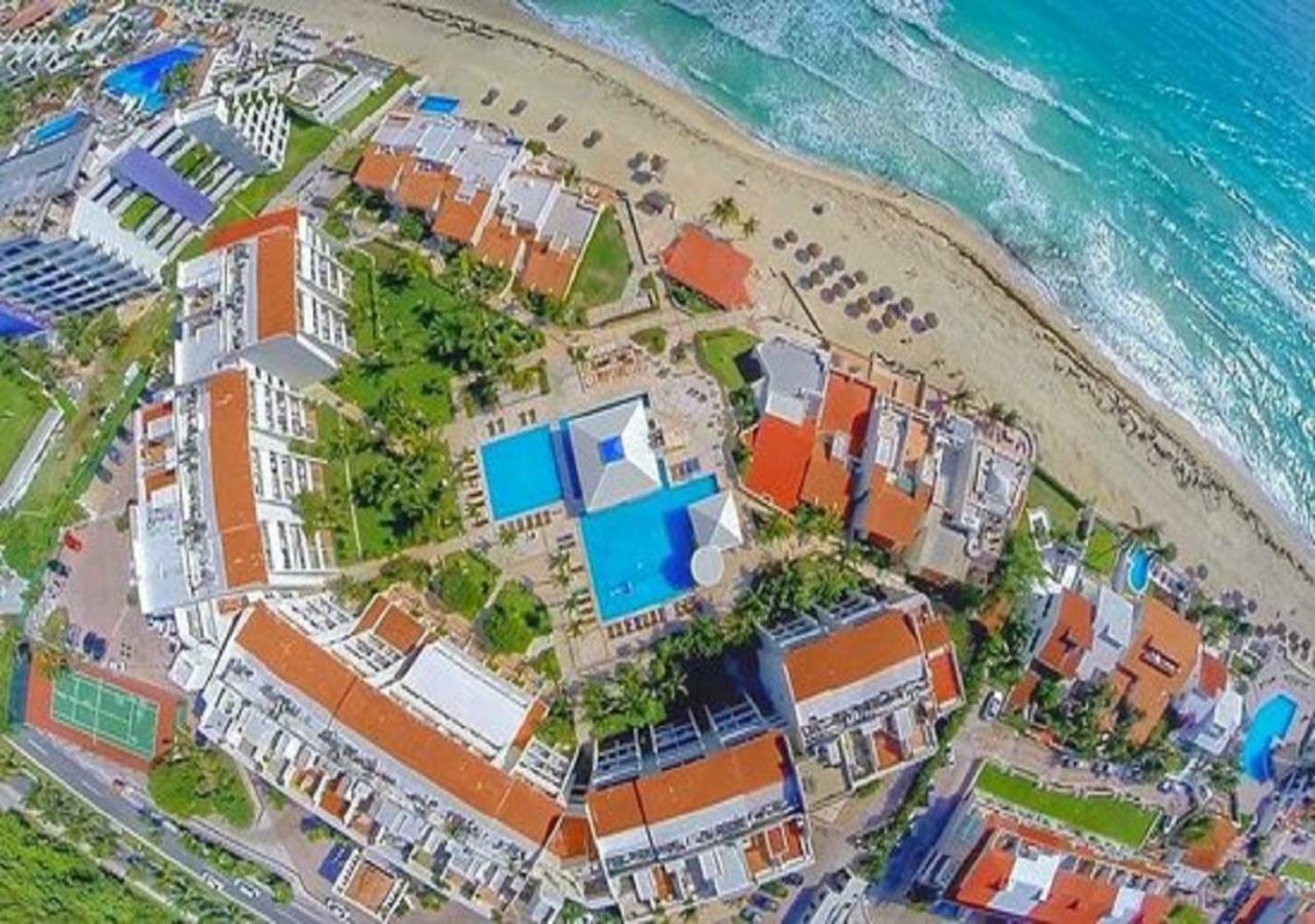 Solymar Condo Beach Resort By Casago Cancun Exterior photo