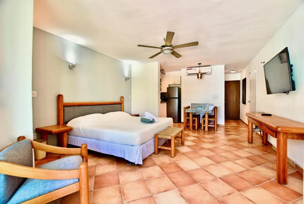 Solymar Condo Beach Resort By Casago Cancun Exterior photo